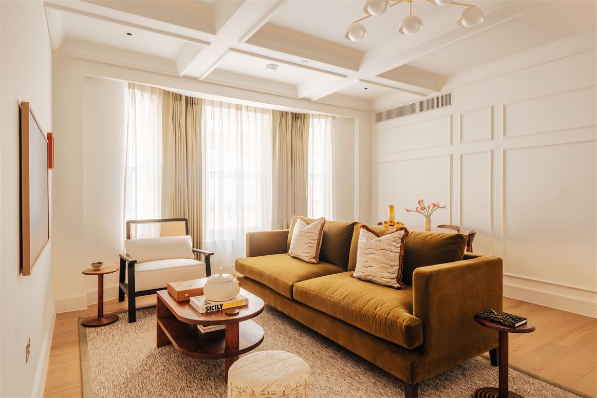 Mayfair's Muse,London,Greater London,United Kingdom