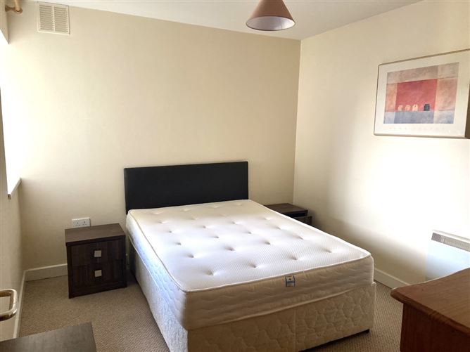 20 Rosbercon Court, New Ross, Wexford