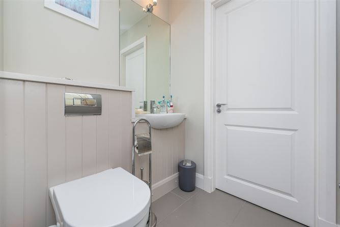 12 The Crescent, Pipers Hill, Naas, Co. Kildare. 