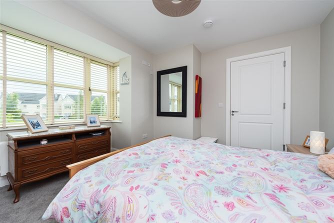 12 The Crescent, Pipers Hill, Naas, Co. Kildare. 