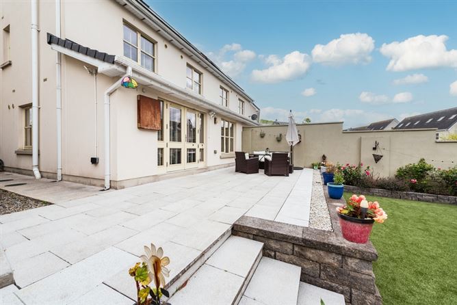 12 The Crescent, Pipers Hill, Naas, Co. Kildare. 