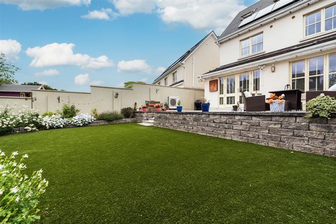 12 The Crescent, Pipers Hill, Naas, Co. Kildare. 