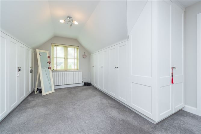 12 The Crescent, Pipers Hill, Naas, Co. Kildare. 