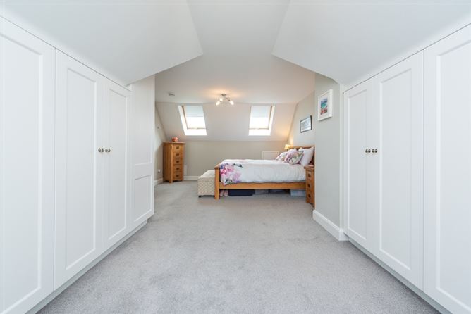 12 The Crescent, Pipers Hill, Naas, Co. Kildare. 