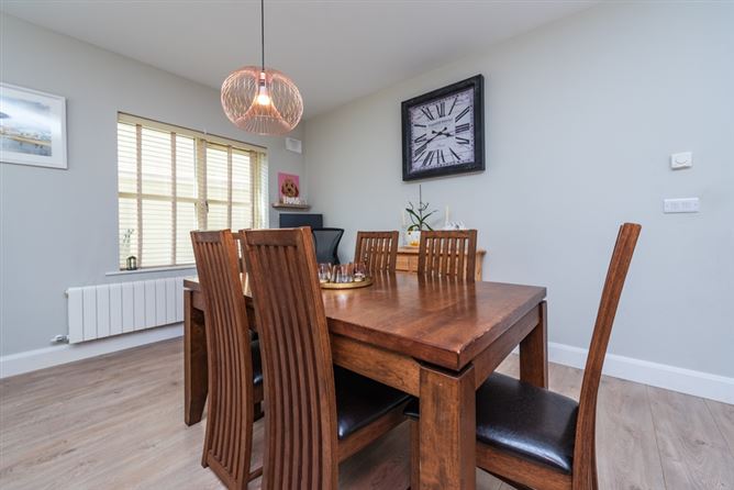 12 The Crescent, Pipers Hill, Naas, Co. Kildare. 