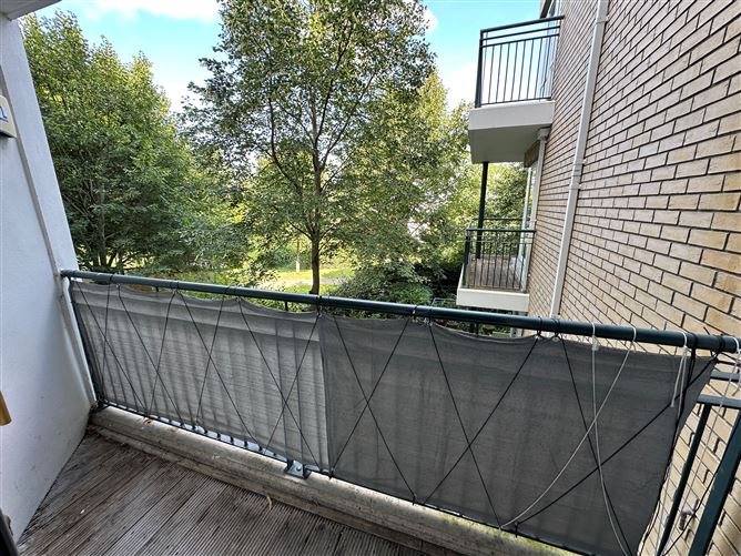 35 Bracken Hill, Sandyford, Dublin 18