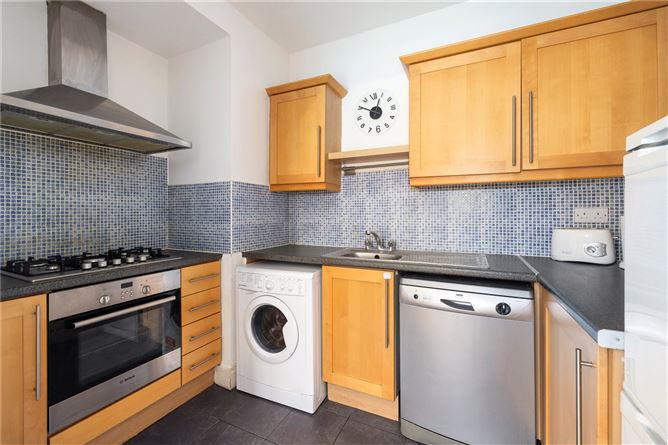 43 The Oval, Tullyvale, Dublin18