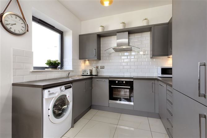 Photo 6 of 11 — Apt 12B Metropolitan Apartments, Inchicore Road, Inchicore, Dublin 8