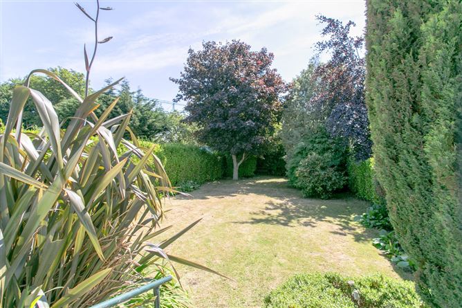 48 Oaktree Road, Stillorgan, Co. Dublin