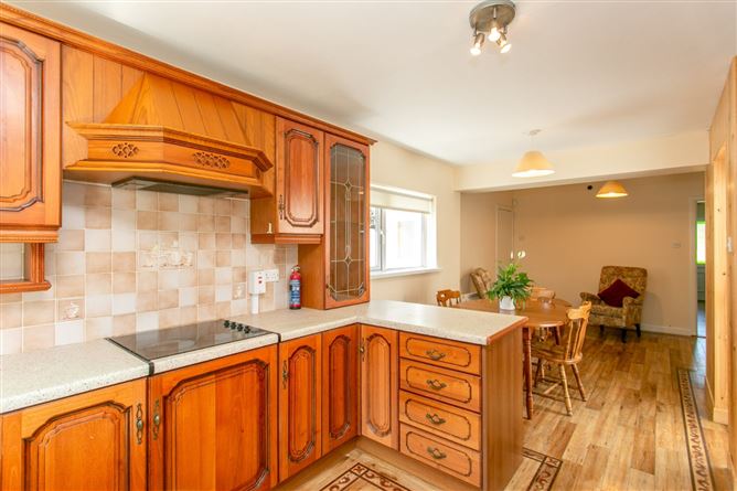 48 Oaktree Road, Stillorgan, Co. Dublin