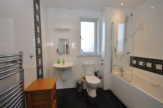 62 Hannah Square, St Edmunds Park, Lucan, Co. Dublin