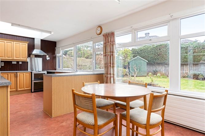 28 Linden Grove, Blackrock, Co. Dublin