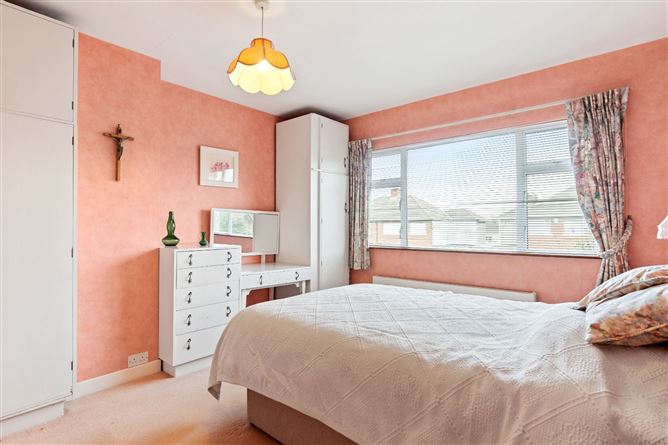 28 Linden Grove, Blackrock, Co. Dublin