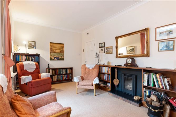 28 Linden Grove, Blackrock, Co. Dublin