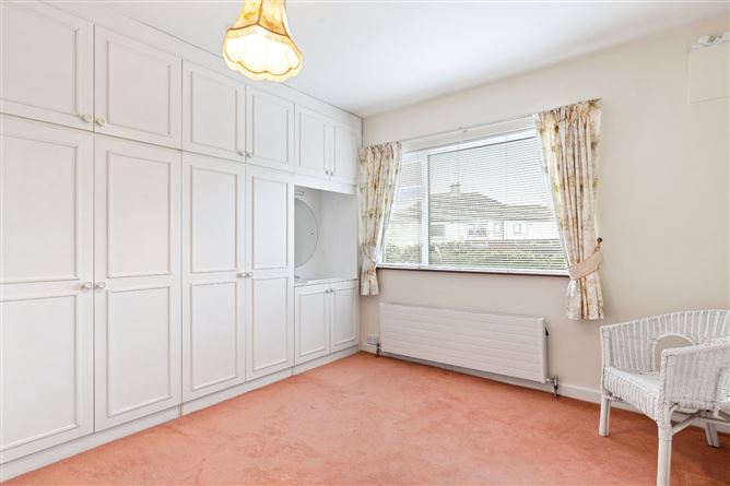 28 Linden Grove, Blackrock, Co. Dublin