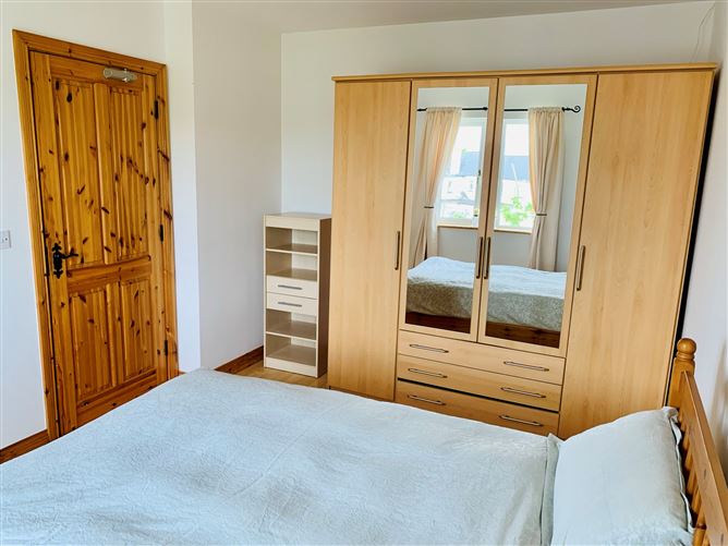 6 Manor Quarter, Knock, Mayo