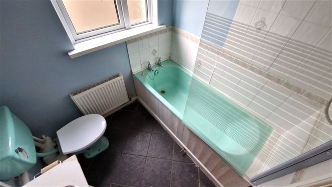 98 Hillview, Drogheda, Co. Louth