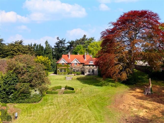https://photos-a.propertyimages.ie/media/2/0/5/4930502/63769abc-cc3f-49c2-9dfd-ebe845f0f882_l.jpg
