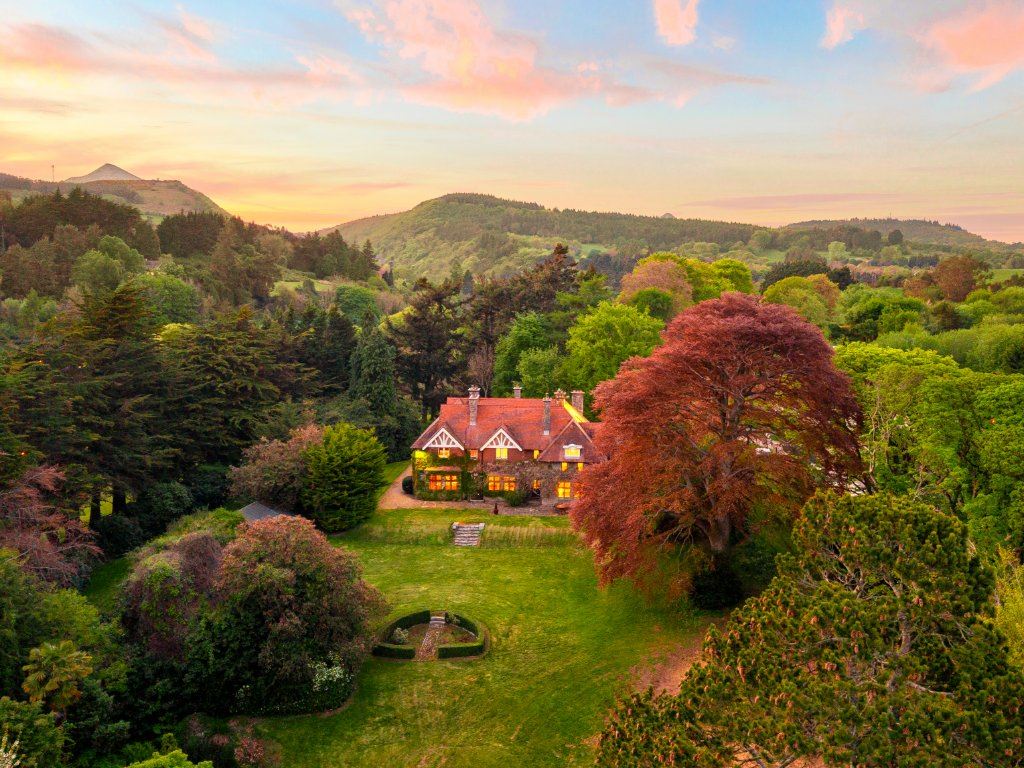 Dromin House and Lodge, Drummin Lane, Delgany, Co. Wicklow