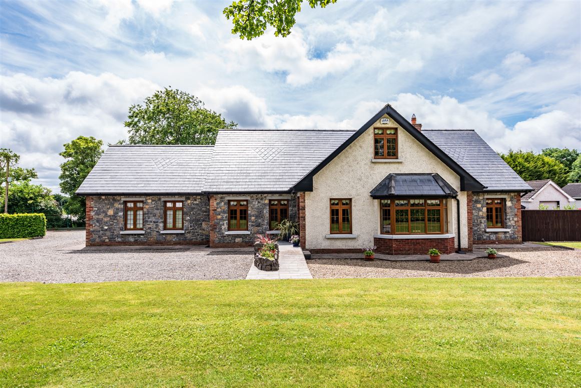 Ti Aondara, Moortown, Rathcoffey, Co. Kildare