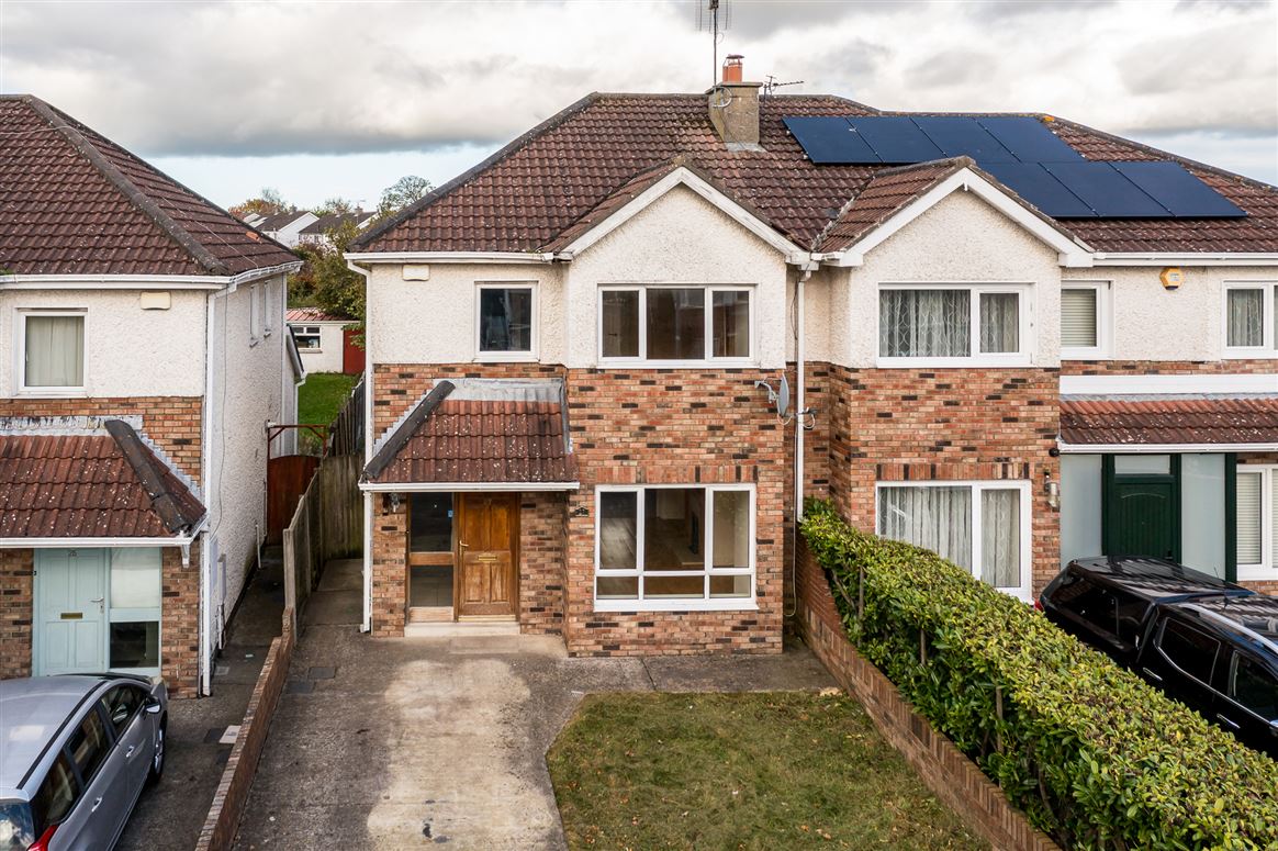 27 Tara Court Road, Navan, Meath