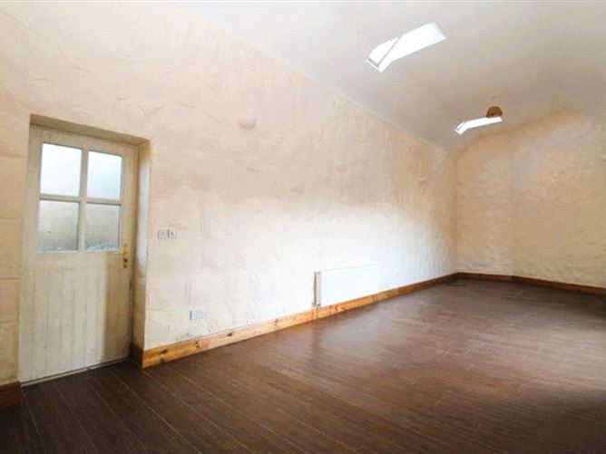 1-4 The Old Courtyard, Killala, Co. Mayo