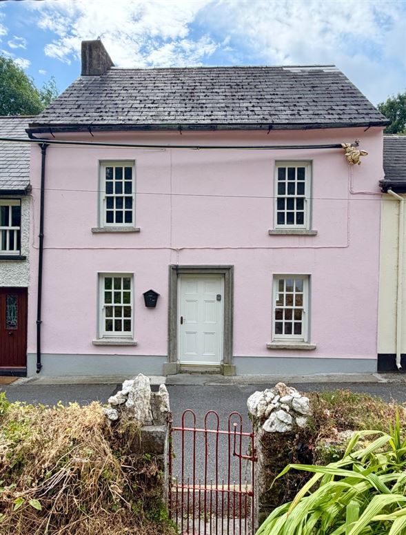 Hatchery Lane, Inistioge, Kilkenny