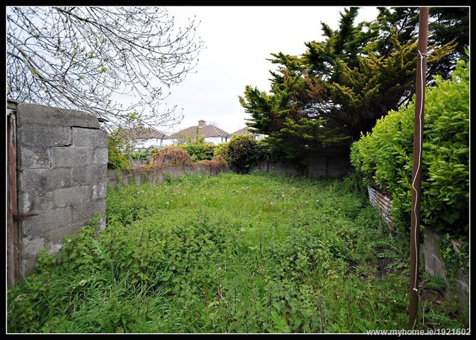 COLLINS AVENUE, Santry,   Dublin 9