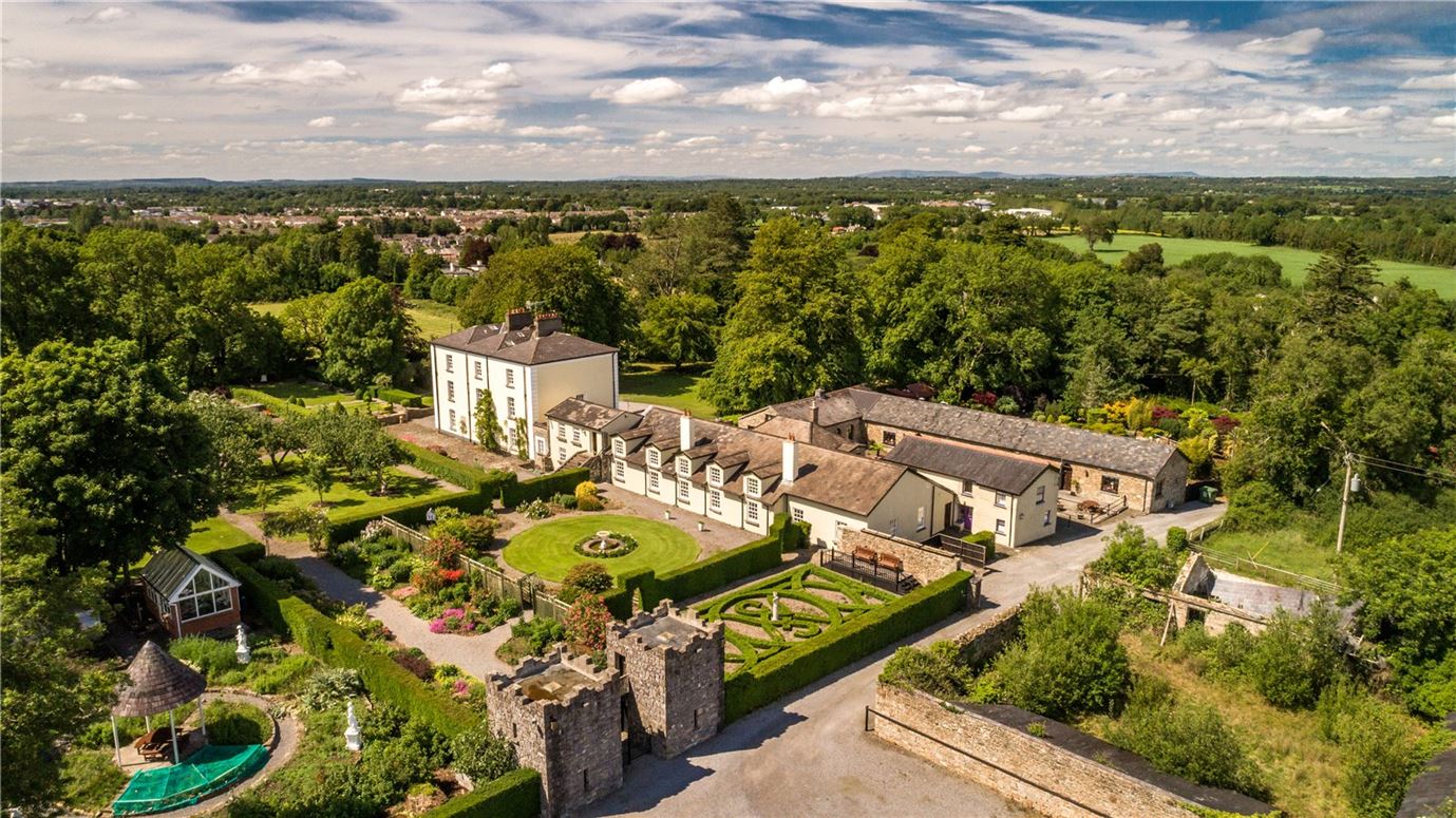 Viewmount House, Dublin Road, Longford, Co. Longford