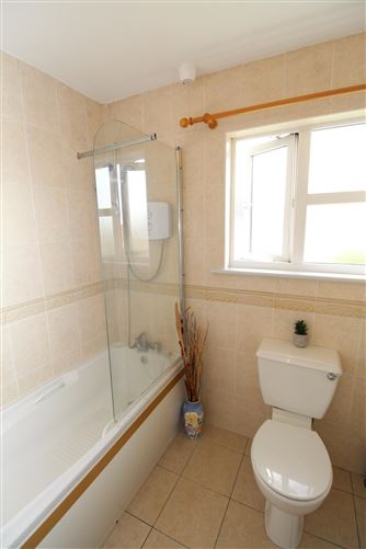 8 Cluain Ard, Longford, Longford