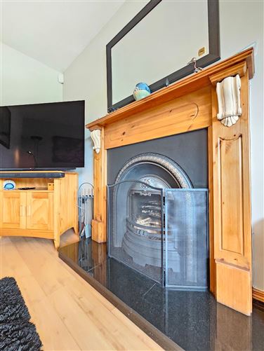 6 Glen View Road, Cappahard, Ennis, Co. Clare