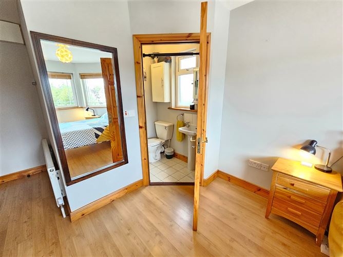 6 Glen View Road, Cappahard, Ennis, Co. Clare