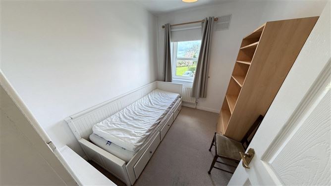 53 Maigh Riocaird, Headford Road, Castlegar, Galway