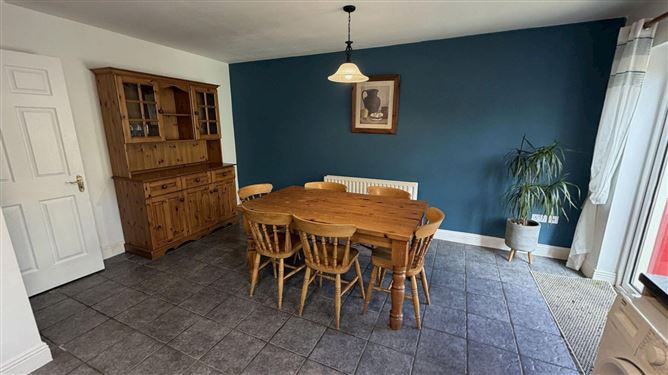 53 Maigh Riocaird, Headford Road, Castlegar, Galway