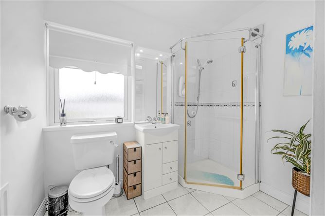 29 Hazelwood Park, Artane,   Dublin 5