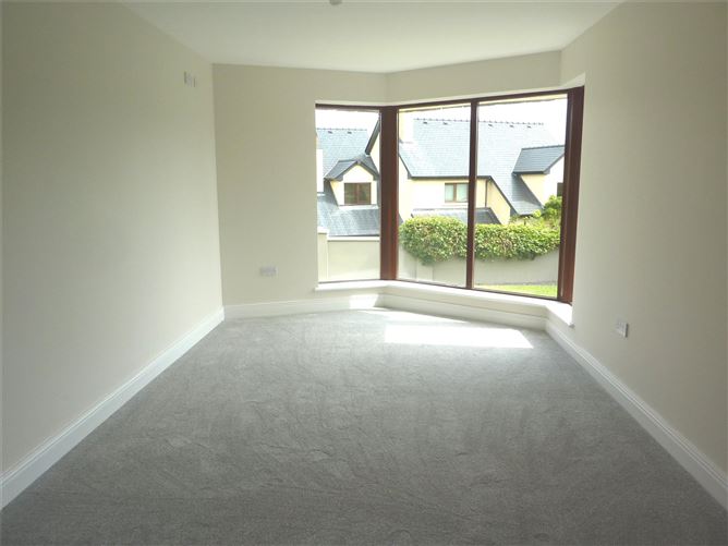 7 Fernhill Grove, Knockranny, Westport, Co. Mayo