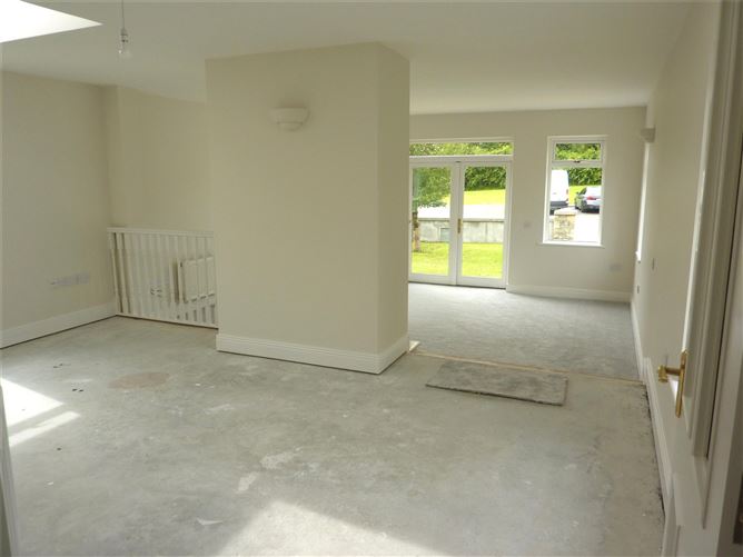7 Fernhill Grove, Knockranny, Westport, Co. Mayo