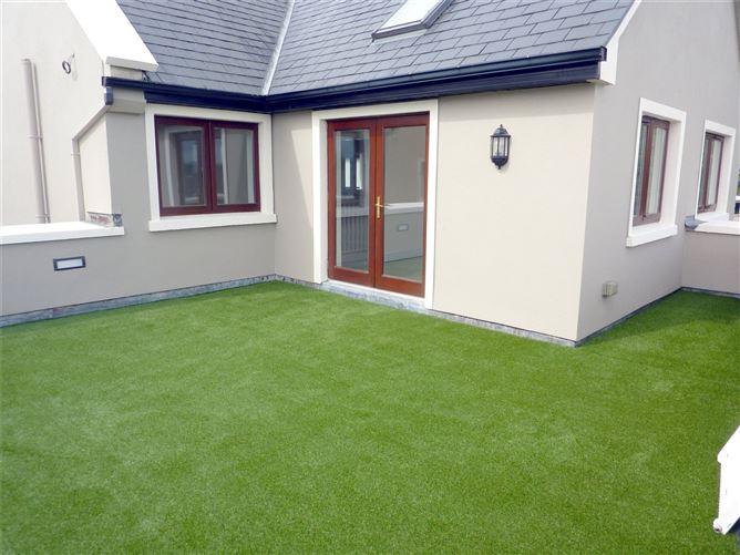 7 Fernhill Grove, Knockranny, Westport, Co. Mayo