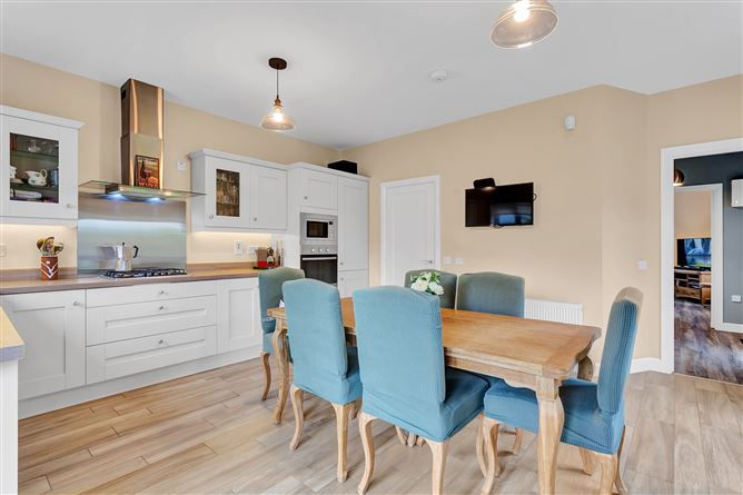 4 Oaktree Green, Kildare Town, Kildare