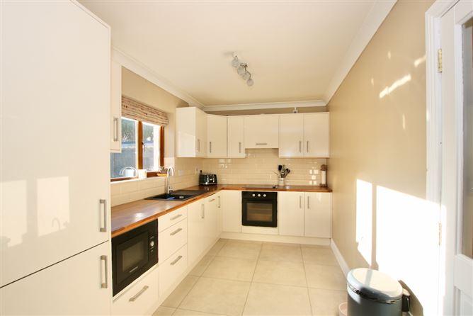 4 Leo Casey Drive, Keenagh, Longford
