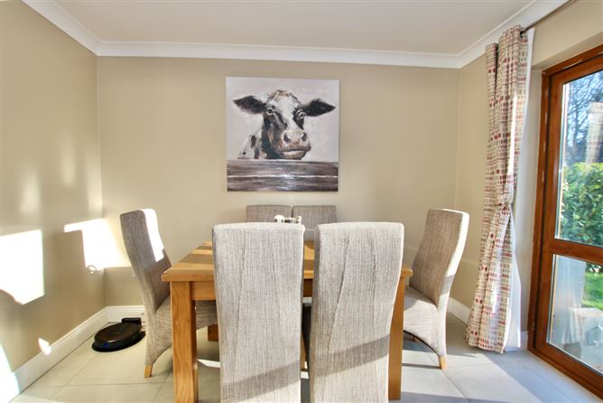 4 Leo Casey Drive, Keenagh, Longford