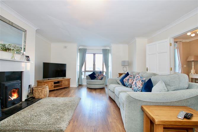 4 Leo Casey Drive, Keenagh, Longford