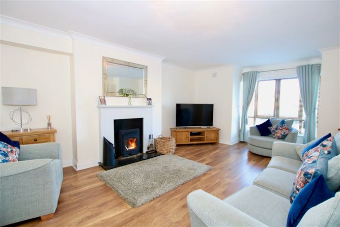 4 Leo Casey Drive, Keenagh, Longford