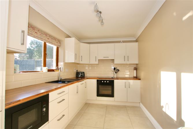 4 Leo Casey Drive, Keenagh, Longford