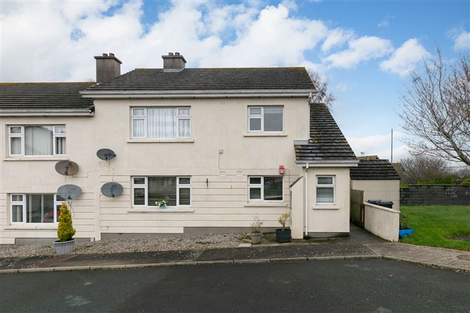5 Meadowlands Court, Enniscorthy, Co. Wexford.