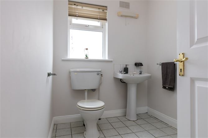 5 Meadowlands Court, Enniscorthy, Co. Wexford.
