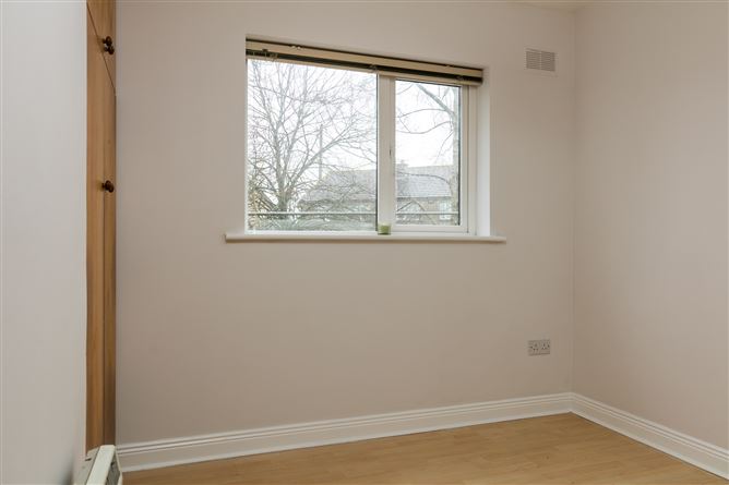 5 Meadowlands Court, Enniscorthy, Co. Wexford.