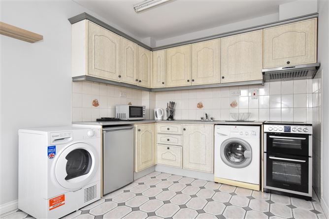 7 Arus Guaire, Forster Court, Galway City Centre