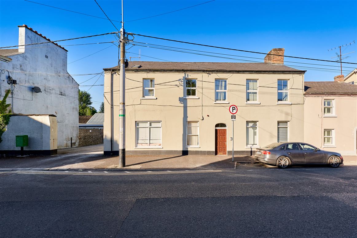 9 Academy, Navan, Meath