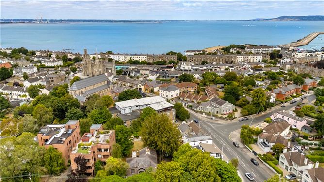 Photo 31 of 33 — 1 Richmond Hill, Monkstown, Co. Dublin